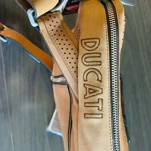 TUMI DUCATI ビジネスバッグ Tumi Ducati edition messenger bag.